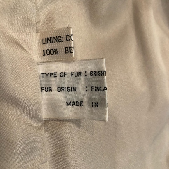 Saga Blue Fox Fur Coat - Picture 4 of 10